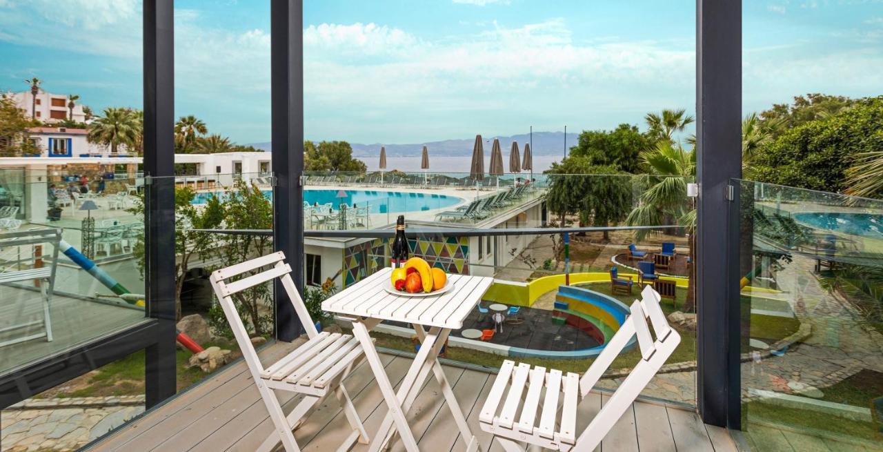 Charm Beach Hotel Akyarlar Esterno foto